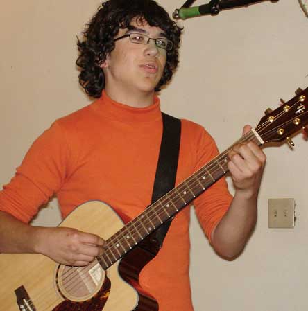 Alonso leads the singing